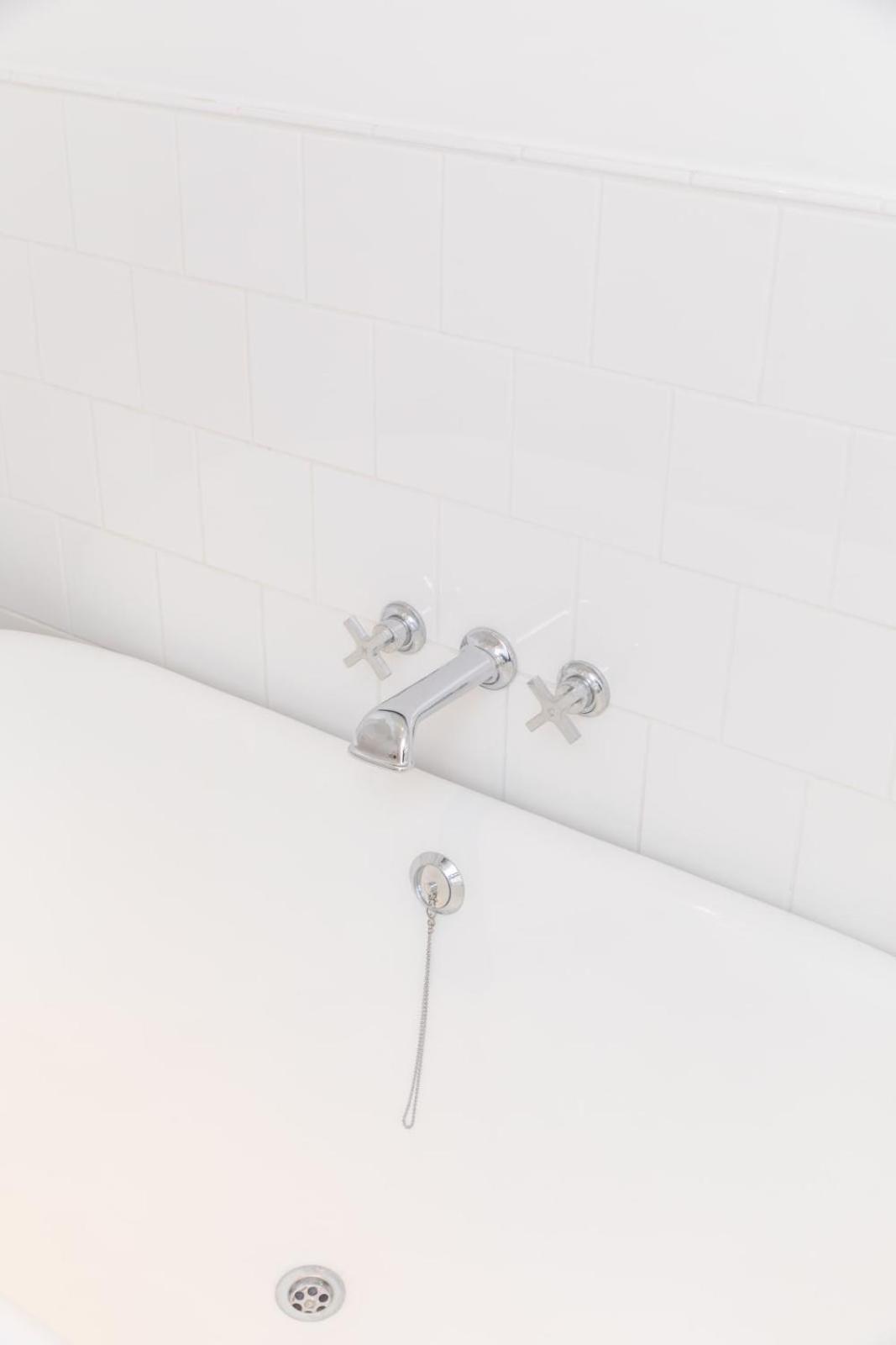 Apartamento Sleek & Stylish 2bd Flat - Warren Street *