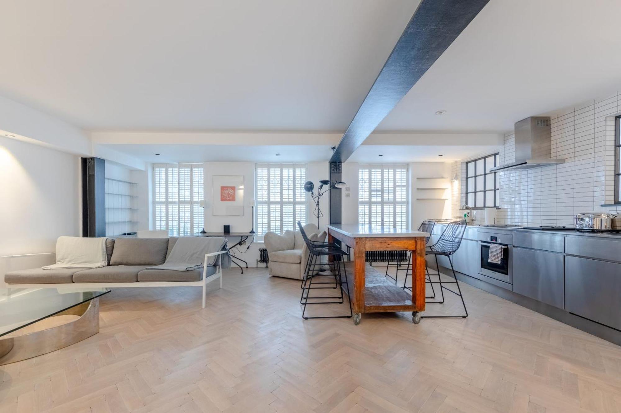 Sleek & Stylish 2bd Flat - Warren Street Apartamento Londres