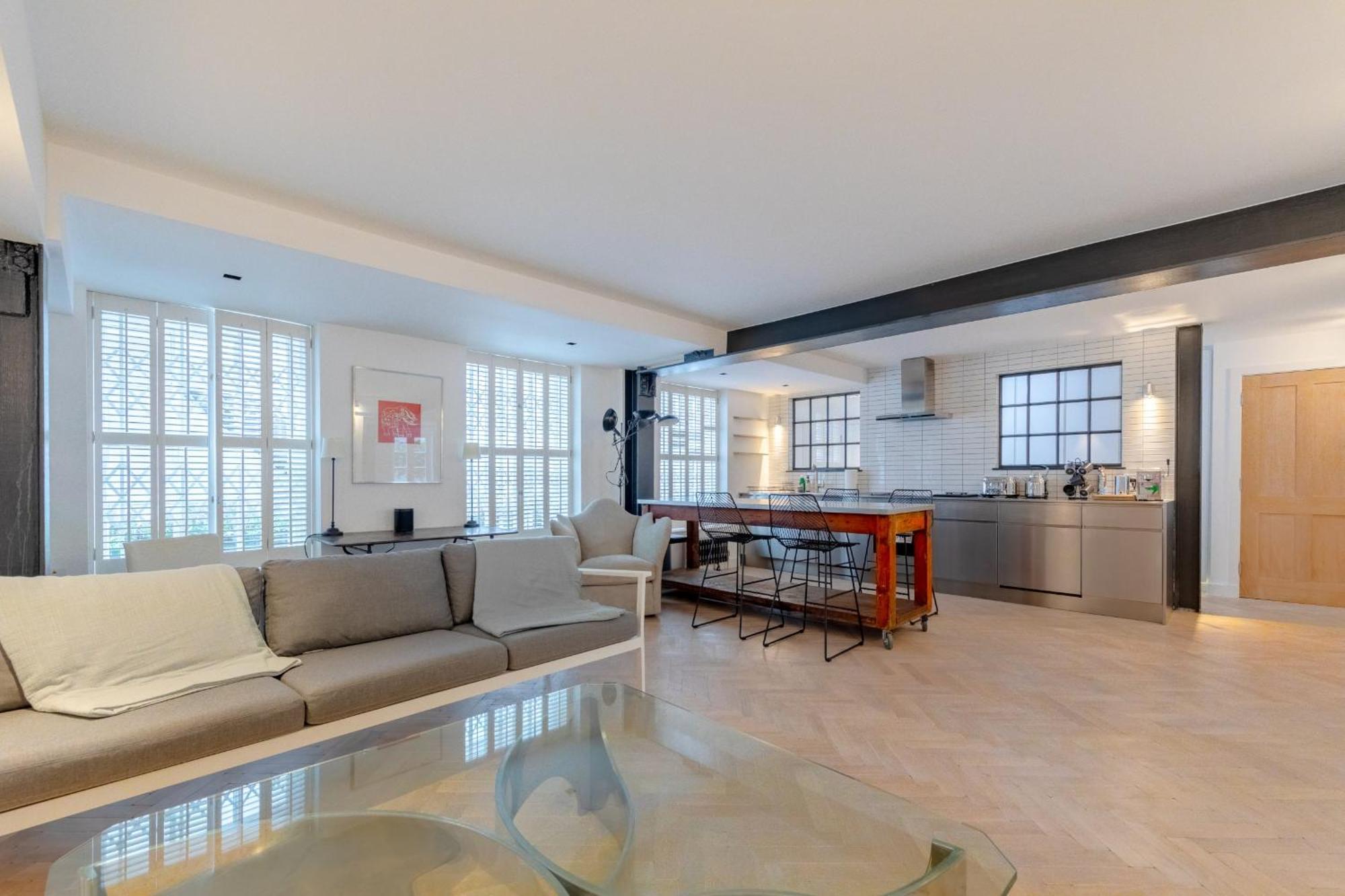 Sleek & Stylish 2bd Flat - Warren Street Apartamento *