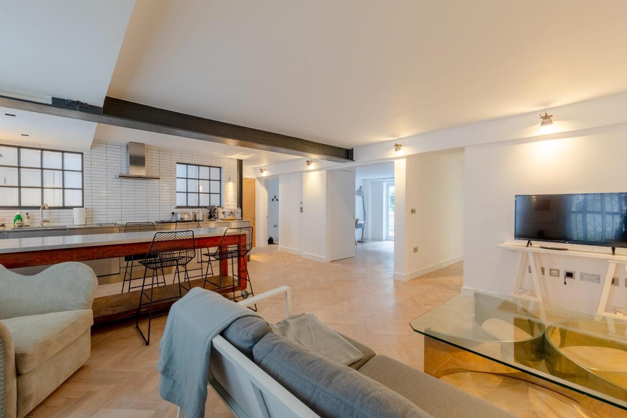 Apartamento Sleek & Stylish 2bd Flat - Warren Street *